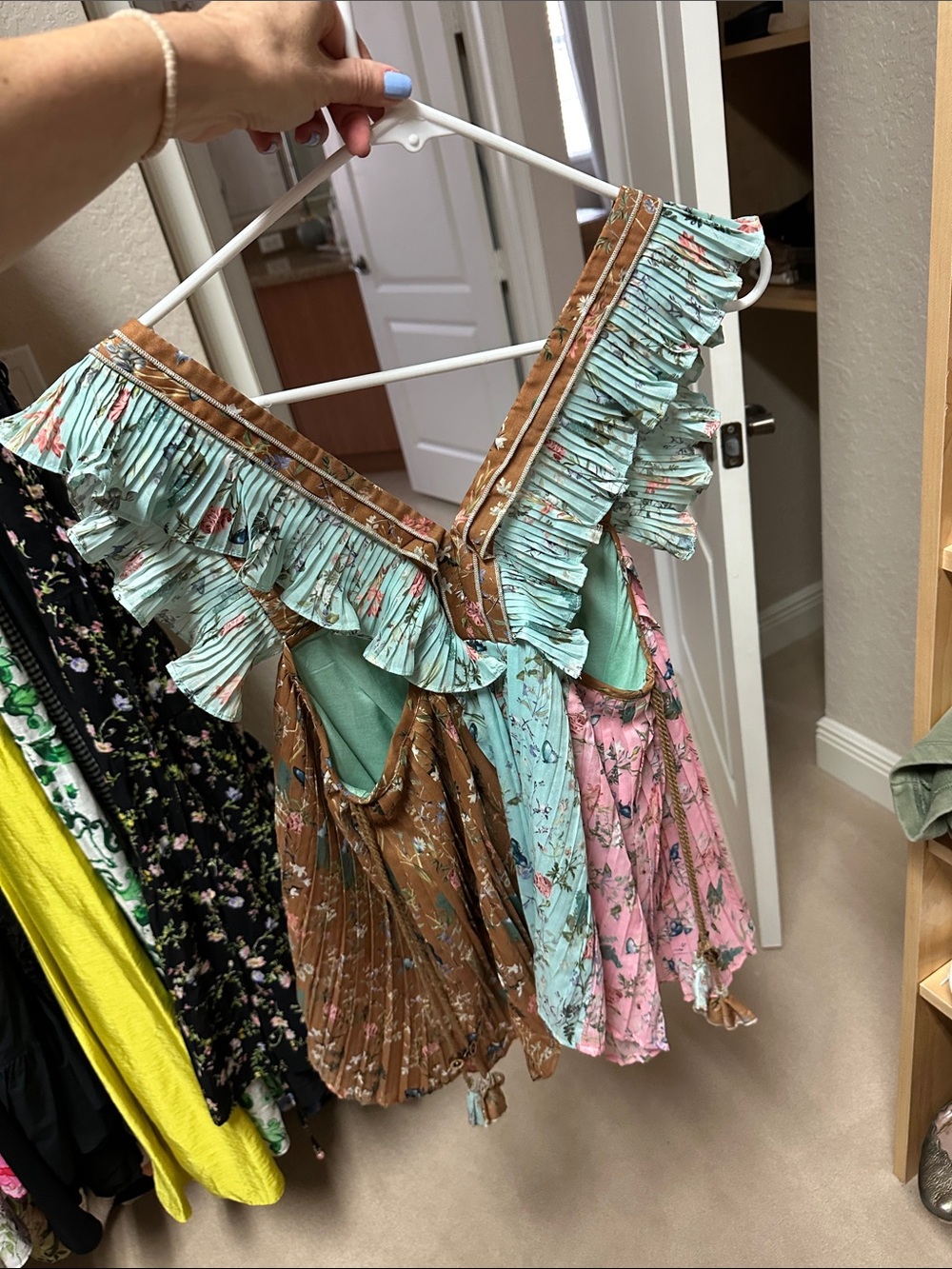 Floral Ruffle Pleated Tank Top - Mixed Pastel - Picture 2 of 3